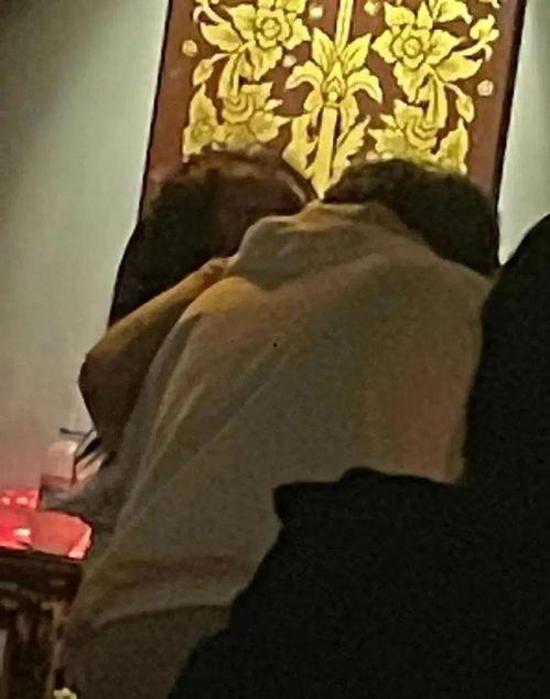 海伦市酒吧吃瓜事件视频,一场视频引发的舆论风暴