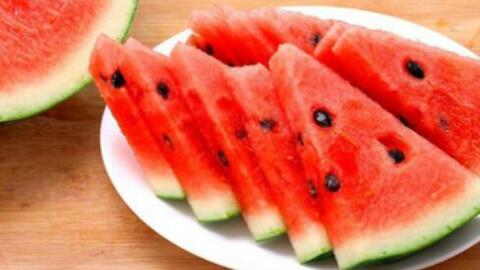 吃瓜扔瓜视频模板,跟着吃瓜扔瓜视频模板，一起开启欢乐互动之旅